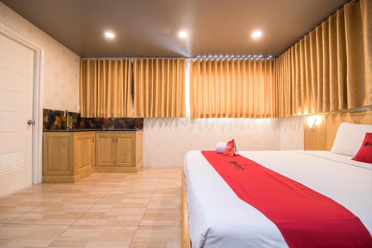 Reddoorz Plus Near Secc Ho Si Minh-város Kültér fotó