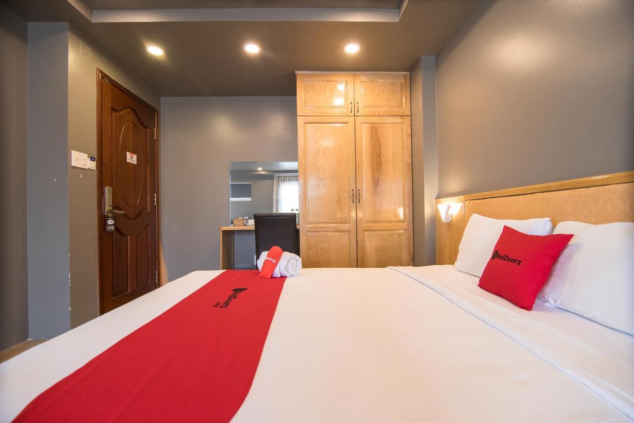 Reddoorz Plus Near Secc Ho Si Minh-város Kültér fotó